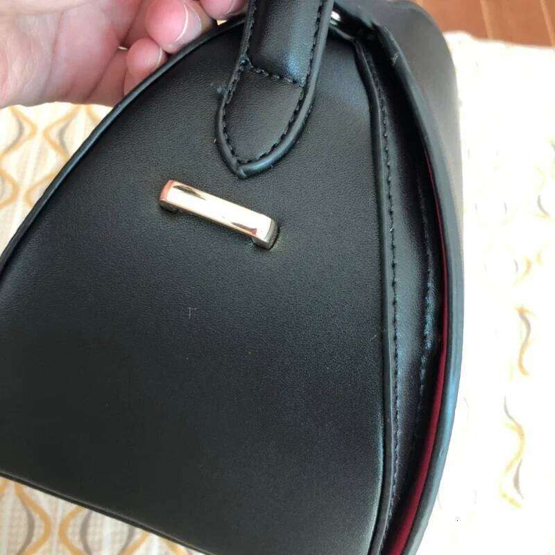 Original Designer Handbags For Women New High Quality Faux Leather Semicircle Shoulder Trend Fashion Chic Crossbody Bag