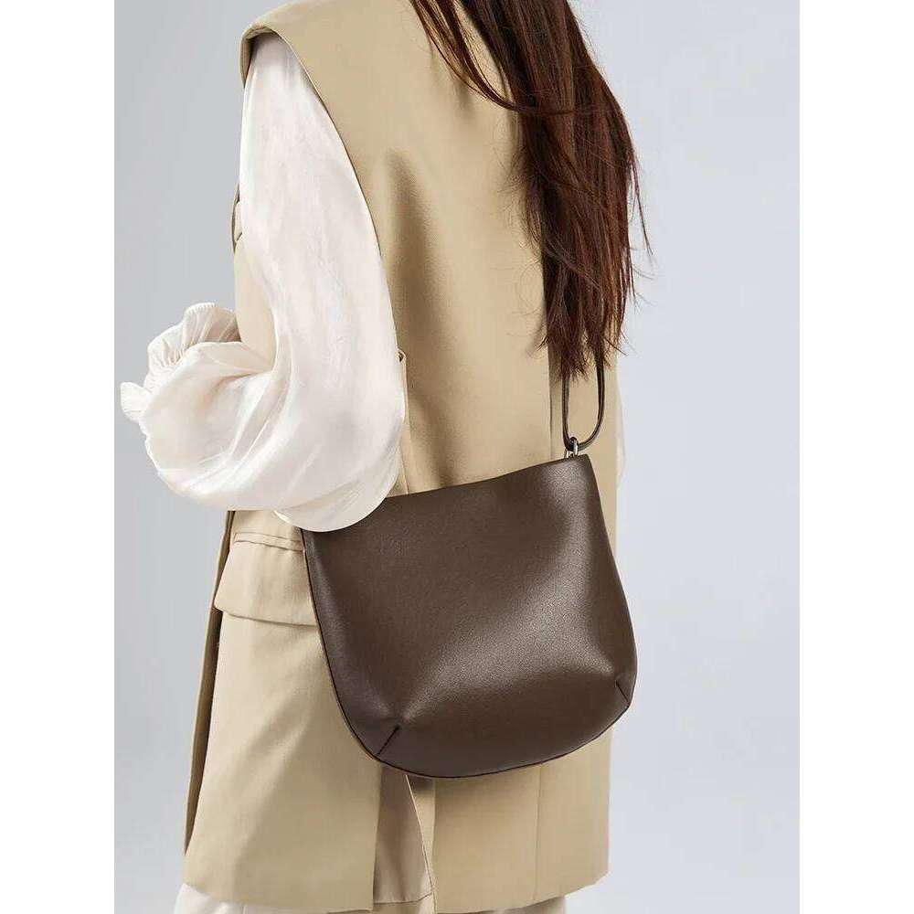 Women Casual Natural Cow Leather Shoulder Bags Ladies Retro Real Cowhide Crossbody Bag Female Commute Soft Handbags Lady MDNG2509