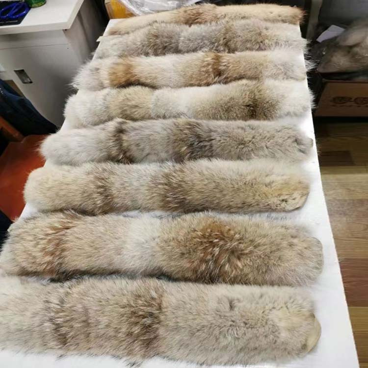 Customized Fox Canadian Grey Imitation Coyote Hair Strips Western America Coyote fur collar