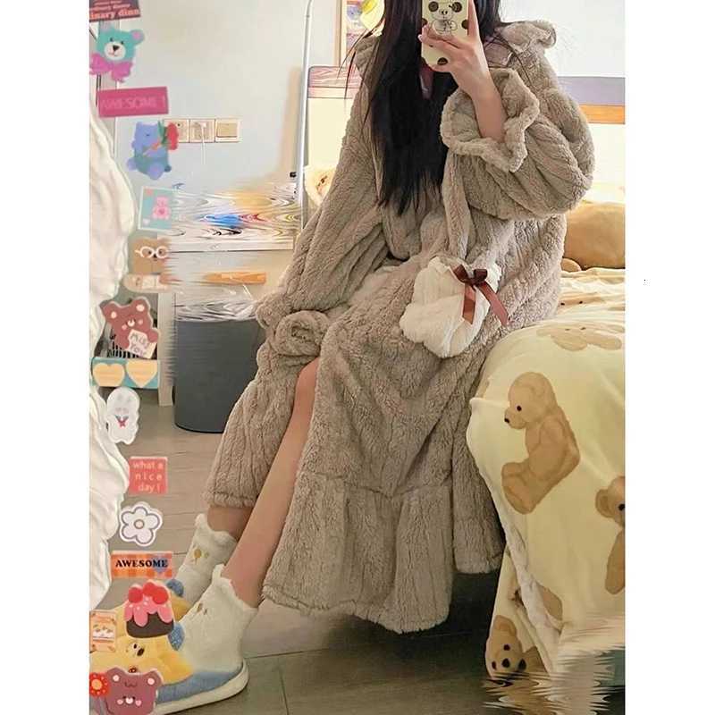 Hooded Robe for Women Sleepwear Nightdress Winter Night Wears Warm Fleece Pajama One Piece Nightgown Ruffle Long Sleeve Homewear Z250925