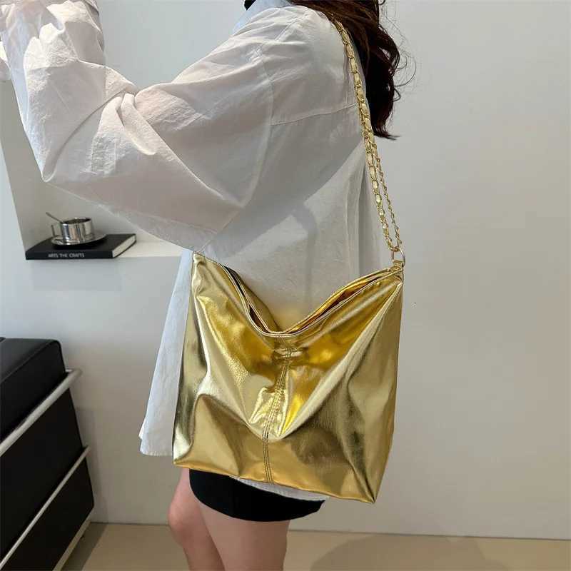 Glossy Tote Bags for Women Fashion High Capacity Shopping Pouch PU Leather Handags Shiny Casual Female Purse Girls Shoulder Bag Z250926