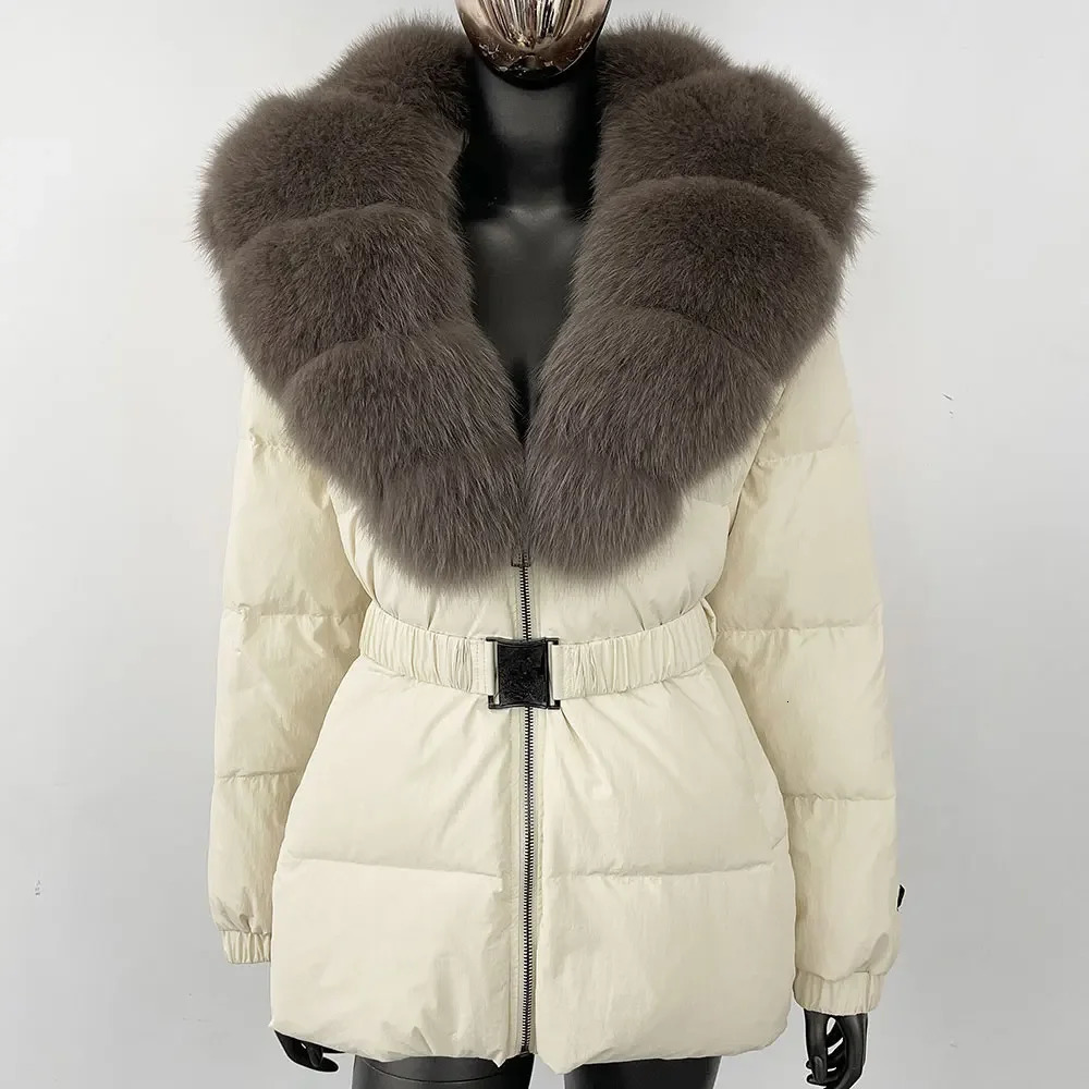 Real Fur Coat Thick Warm Puffer Jacket Women Natural Fox Fur Collar Outerwear Duck Down Jacket 2025 Winter Casual Fashion 250917