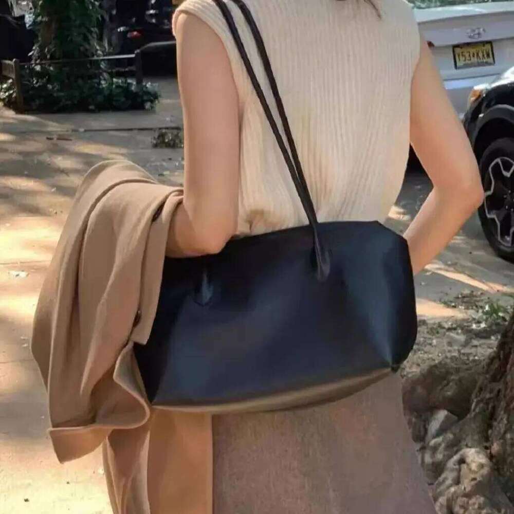 Leather Minimalist Style Shoulder Bag Senior Sense Commuter Tote Large Capacity Handbag Soft Breathable Suotong2509
