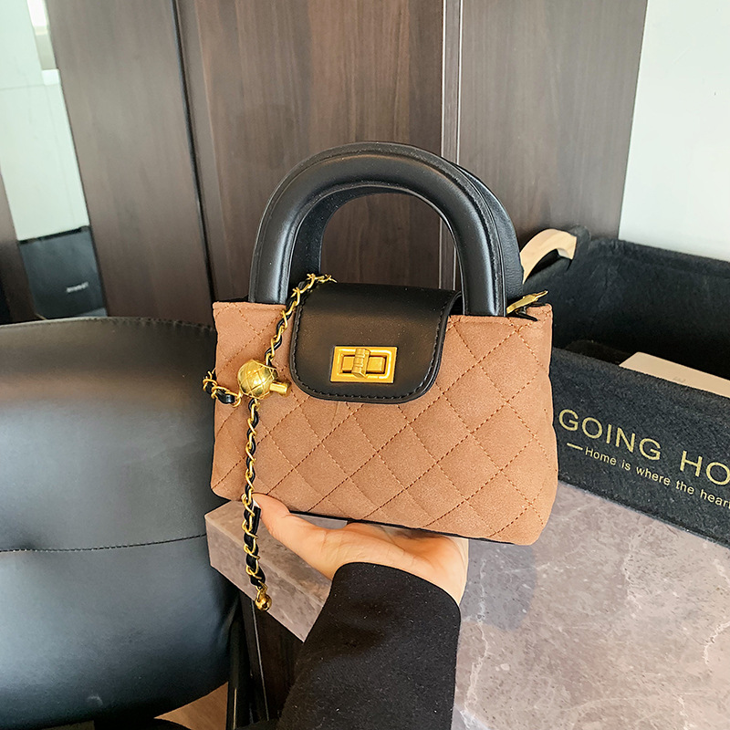 new Free delivery designer bag Luxury Bag Casual and minimalist design comfortable single shoulder crossbody bag