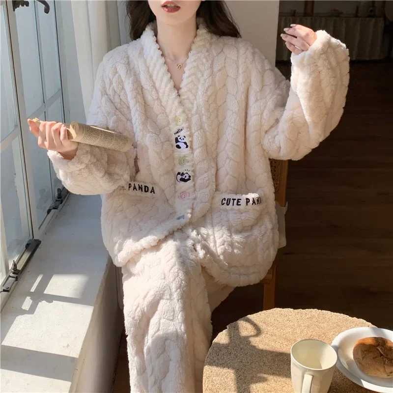 Womens Coral Fleece Pajama Set Thickened Flannel Home Clothes VNeck Sleepwear Autumn Winter Warm Tips For Selection And Care Z250925
