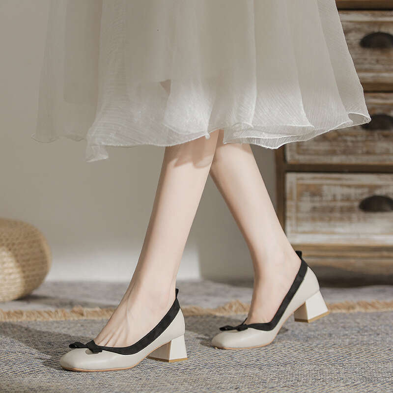 Elegant Chunky Designer Shoe Heel Off-White High Heels for Women Summer 2022 New Square Toe Shallow Soft Leather Mid-Heel Single Shoes