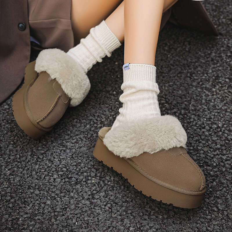 New Sheepskin One-Piece Thick-Soled Closed-Toe Furry Snow Boots for Women Warm Non-Slip Home Cotton Slippers