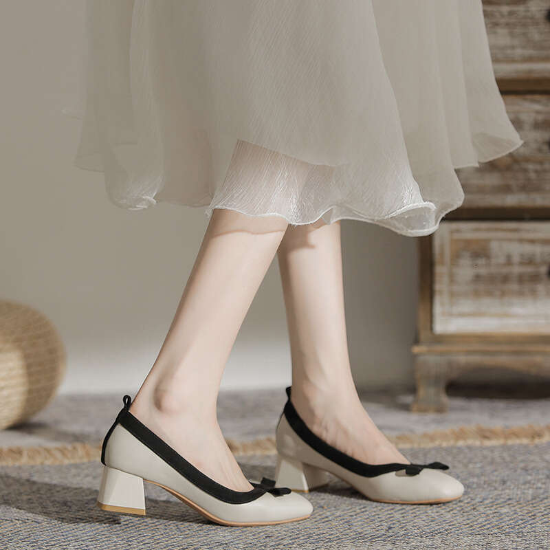 Elegant Chunky Designer Shoe Heel Off-White High Heels for Women Summer 2022 New Square Toe Shallow Soft Leather Mid-Heel Single Shoes