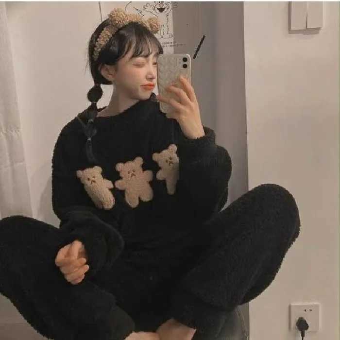 Women Autumn Winter Warm Flannel Female Pajamas Sets Thick Coral Velvet Long Sleeve Cartoon Sleepwear Sweet Solid Homewear 2XL Z250925