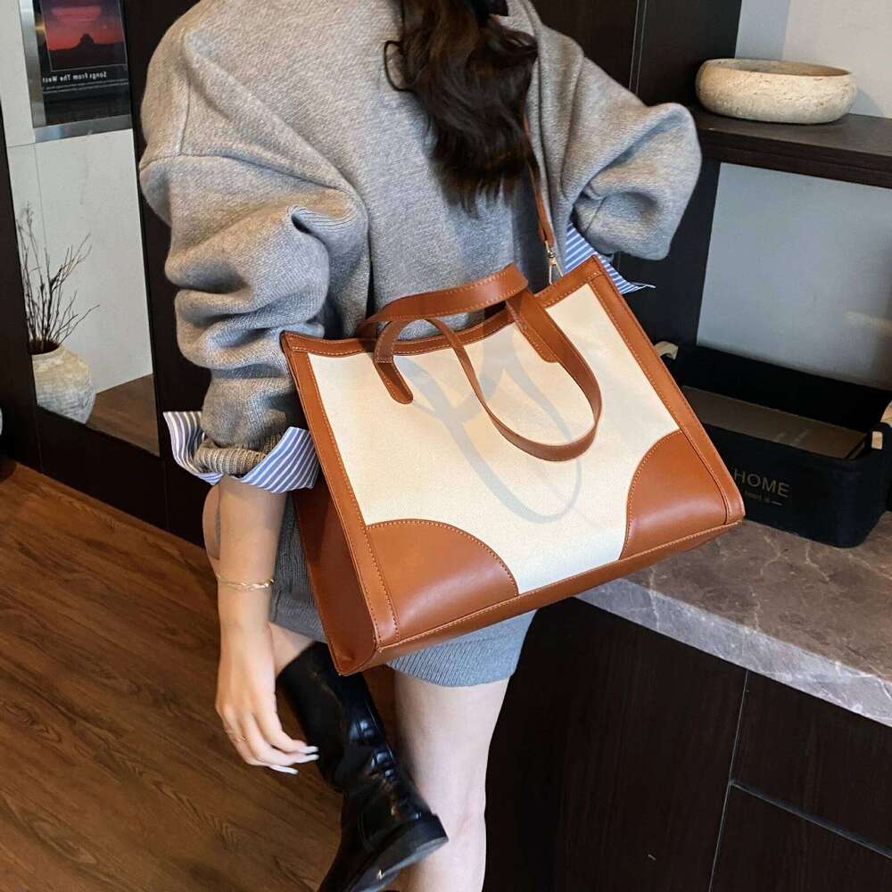 Luxury bag New Autumn and Winter Large capacity Women s Contrasting Color Messenger Casual Commuter Portable Tote Bag