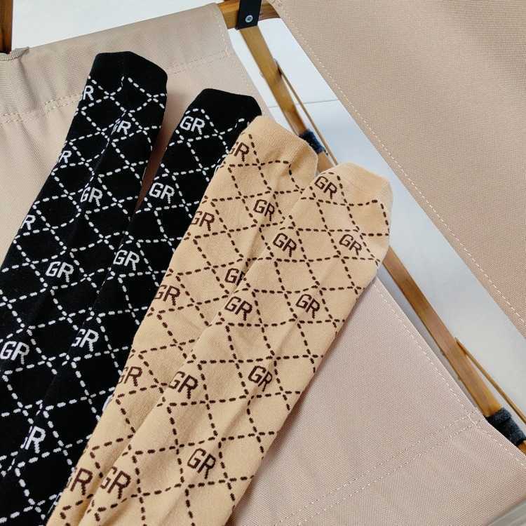 2023 Autumn New Korean Fashion Diamond Letter Jacquard Childrens MidCalf Socks Toddler OvertheKnee Socks C250926