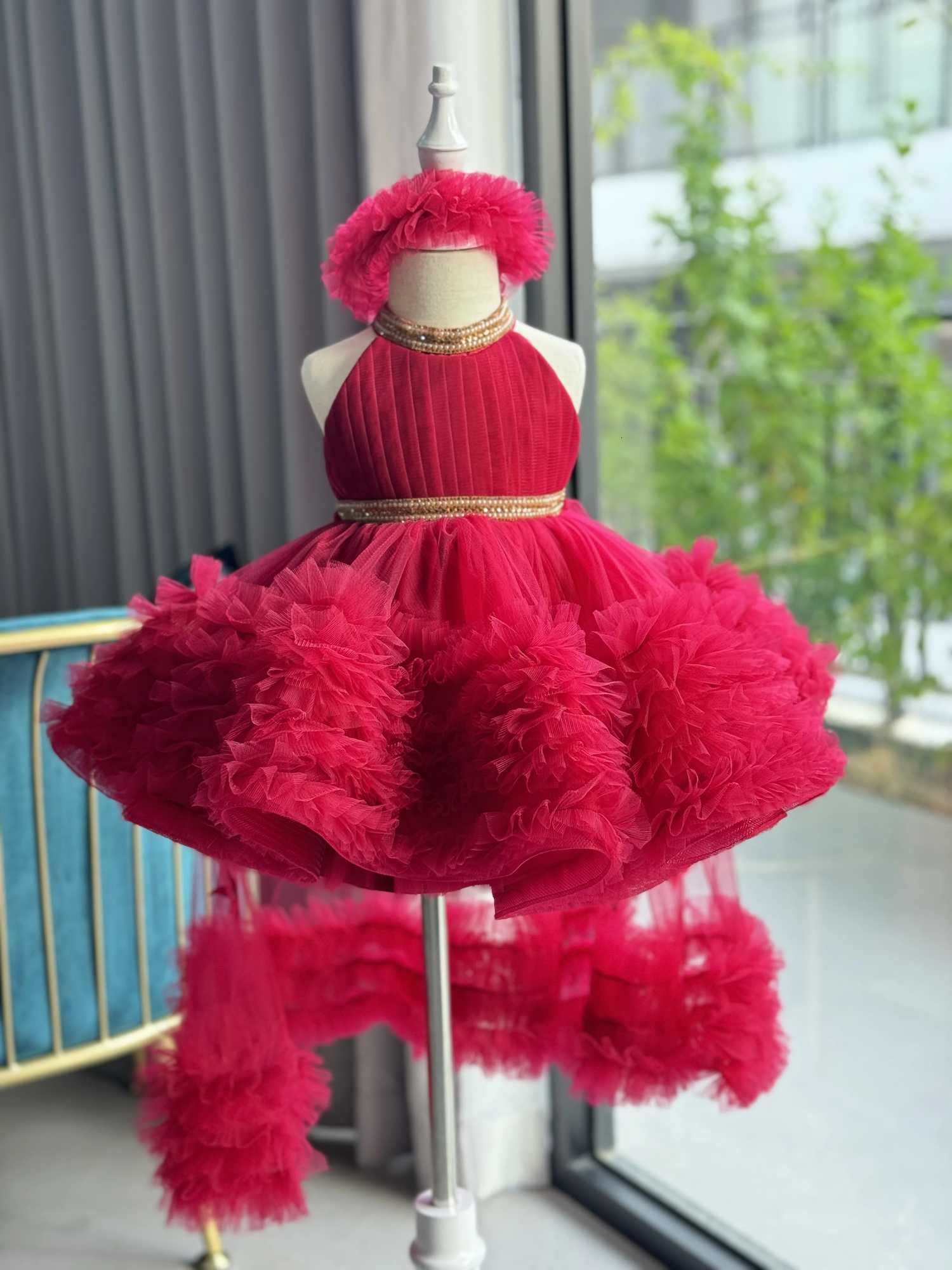 Elegant dress for girl new gorgeous Christmas ball trailing evening gown sheer girl birthday party dress physical shooting Z250926