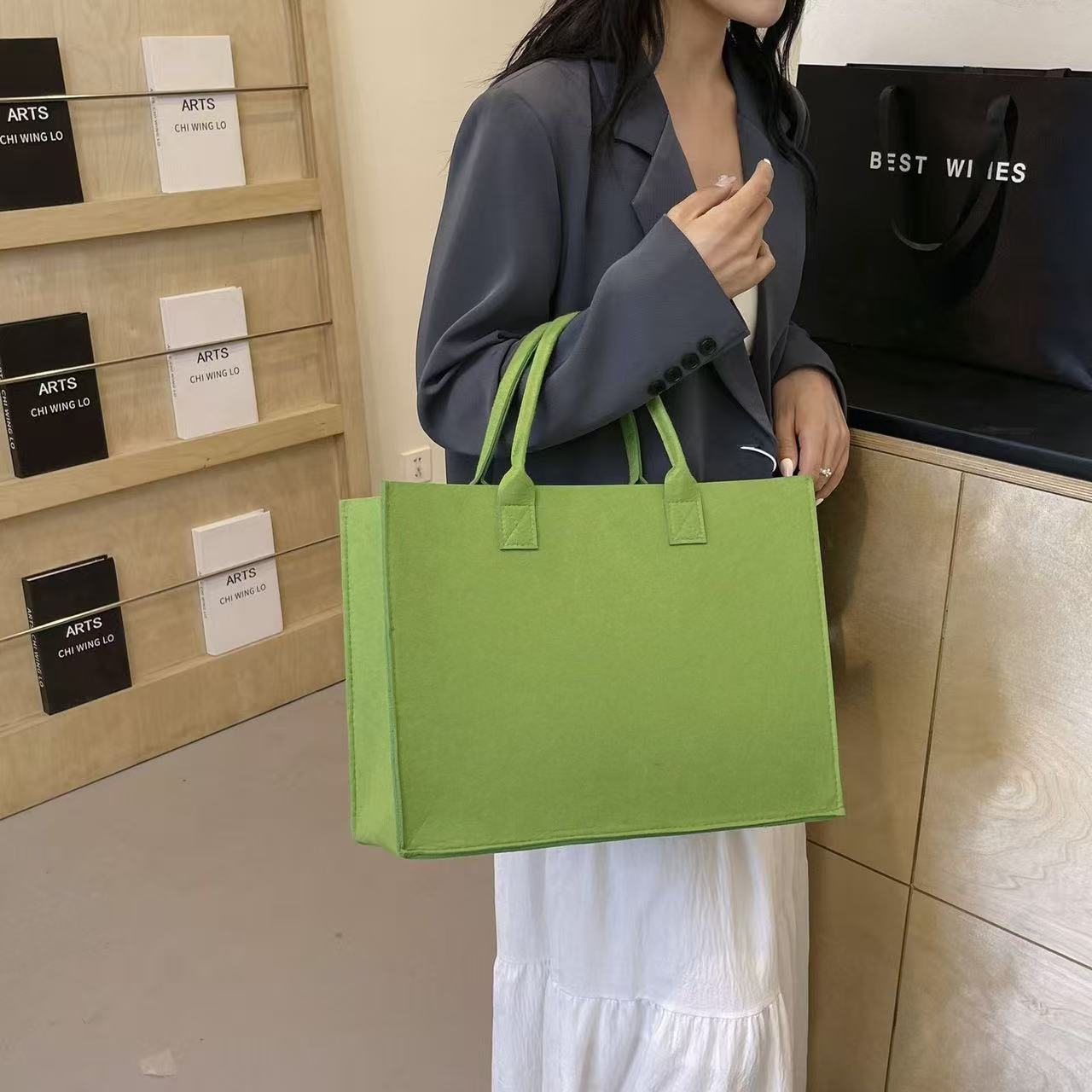 2025 Fashion bags women man fashion leather black bag women bag 105