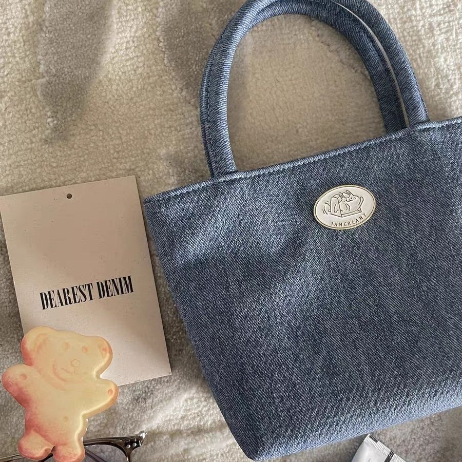 2025 autumn and winter Korean style new niche denim blue bag canvas bag, light luxury retro style shoulder bag, casual handbag, denim designer bag