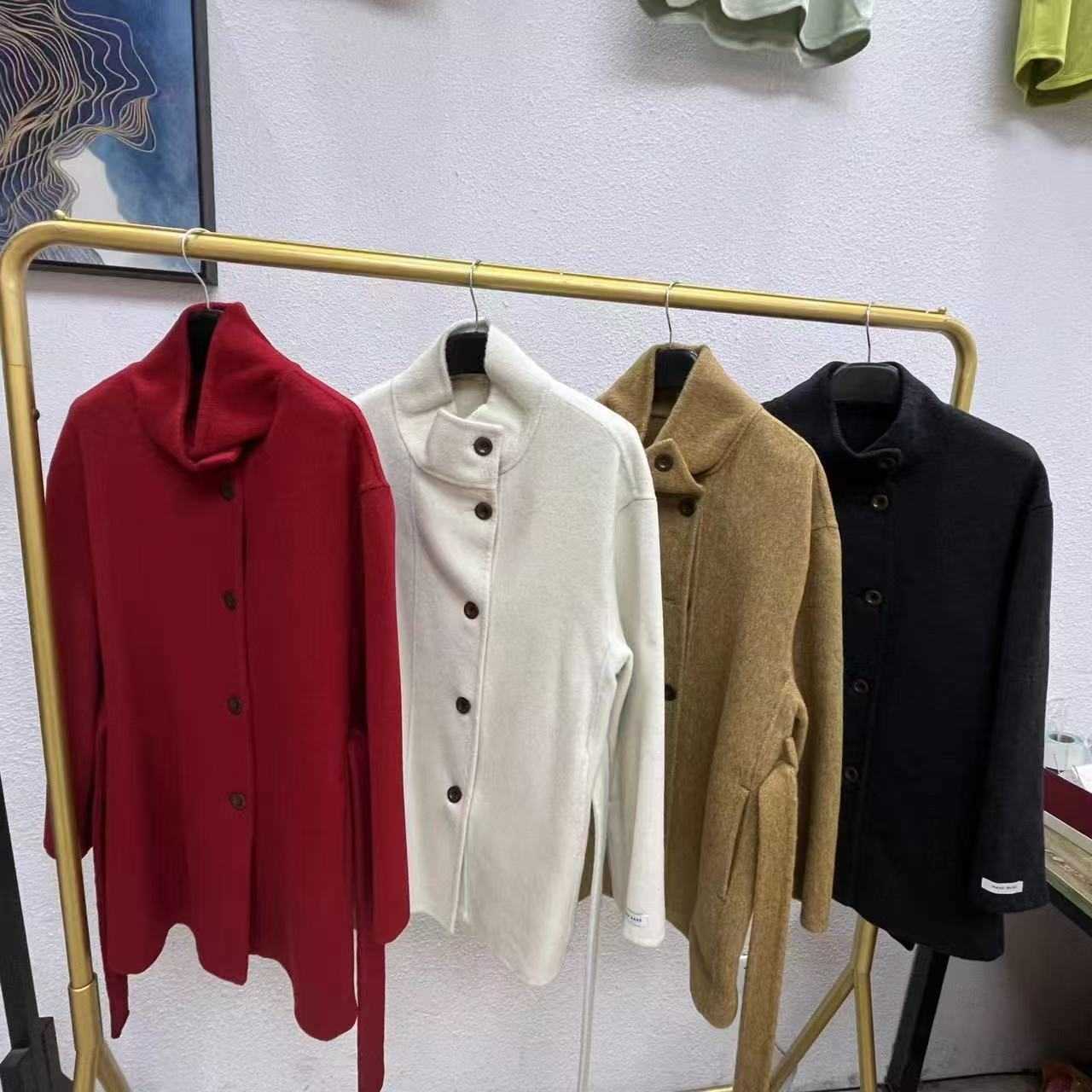 2024 New Hepburn Sle DoubleSided Wool Coat for Women Korean Version College Sle Petite Slimming Woolen Jacket Stand Collar W250926