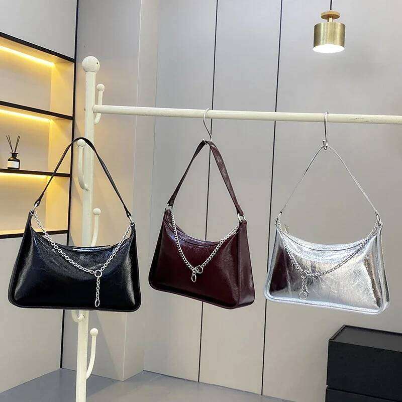 Genuine Cowhide Women's Crossbody Light Cow Shoulder Soft Leather With Chain Commuter Bag Accessories MDNG2509