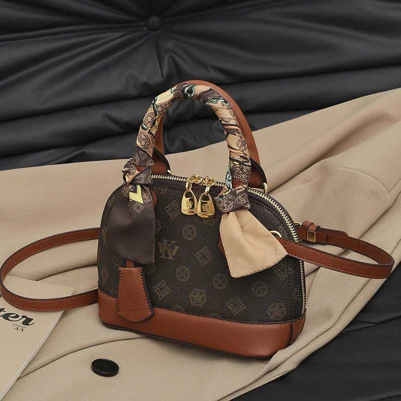 Trendy Casual Messenger Bag For Women Designer Vintage Crossbody Handbag Solid Color Leather Tote Paris Fashion Luxe PurseW250926