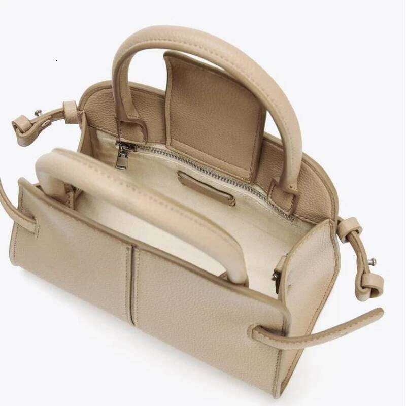 New Designer Handbag with Crossbody Strap, Solid Color Shoulder Bag, Small Totes for Ladies