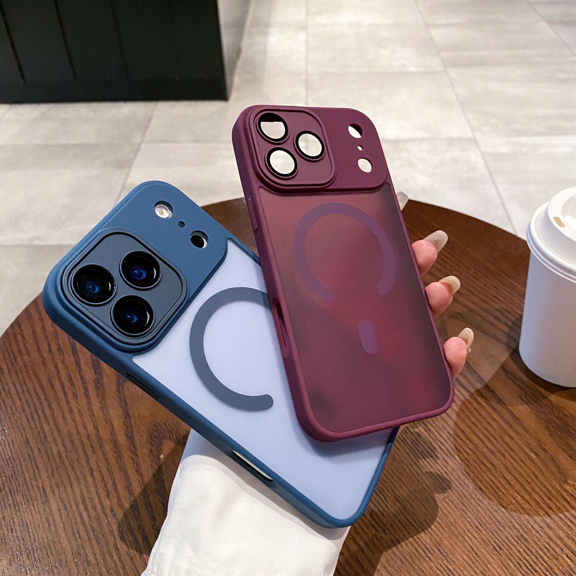 Smoky Magsafe Case Hard PC Ultra slim Phone case for iPhone 17 PRO MAX Air Anti-drop wirless charging for samsung s25 s24