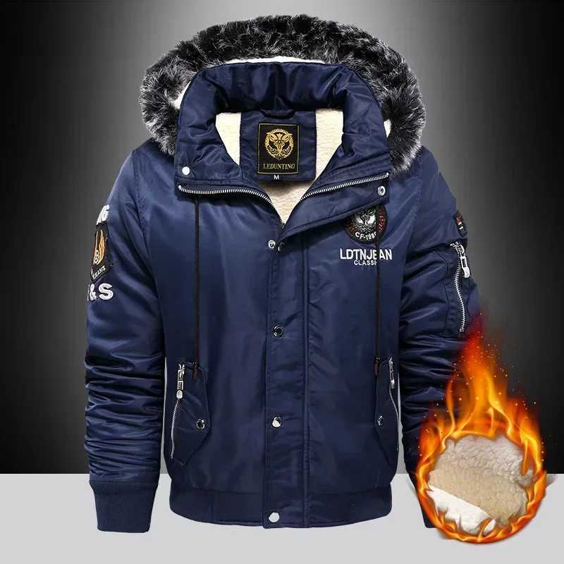 Thick Down Parka Coat Oversize Thick Keep Warm Winter Mens Black Blue Red Padded Motorcycle Jacket Hooded Coat Men Clothing W250926