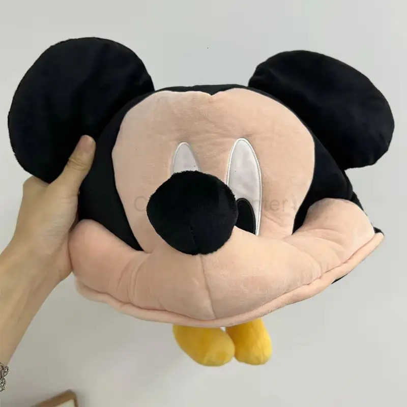 Disney Cartoon Mickey Minne Cute Hat Plush Thickening Keep Warm Ear Protection ColdProof Integration Couple Hat Travel Hat Gift H250926