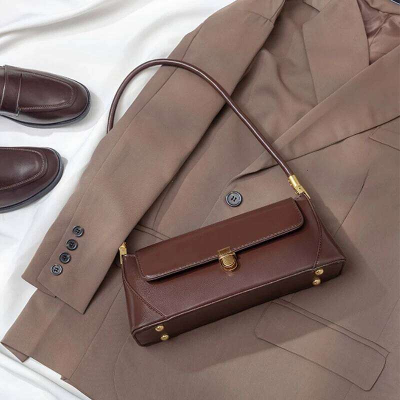 Fashion Solid Color Underarm PU Leather Shoulder Bags for Women Design Small Handbag Female Subaxillary Clutches