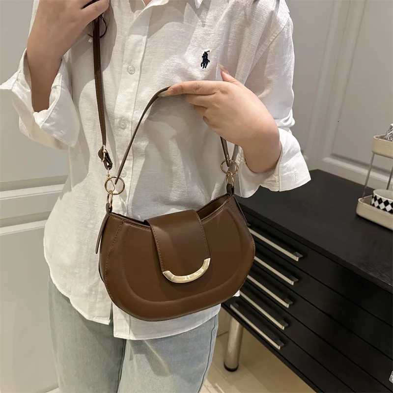 Trendy Crossbody Bags for Women Shoulder Bags Versatile Underarm Bag Designer Bags Purse and Handbags Bolso Sac Z250926