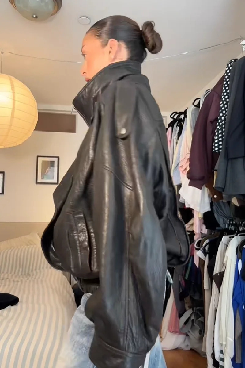 Fashion Womens Stand Collar Jacket Long Sleeve Casual Short WaistCinching Leather Coat 2025 Female Autumn Streetwears 250922