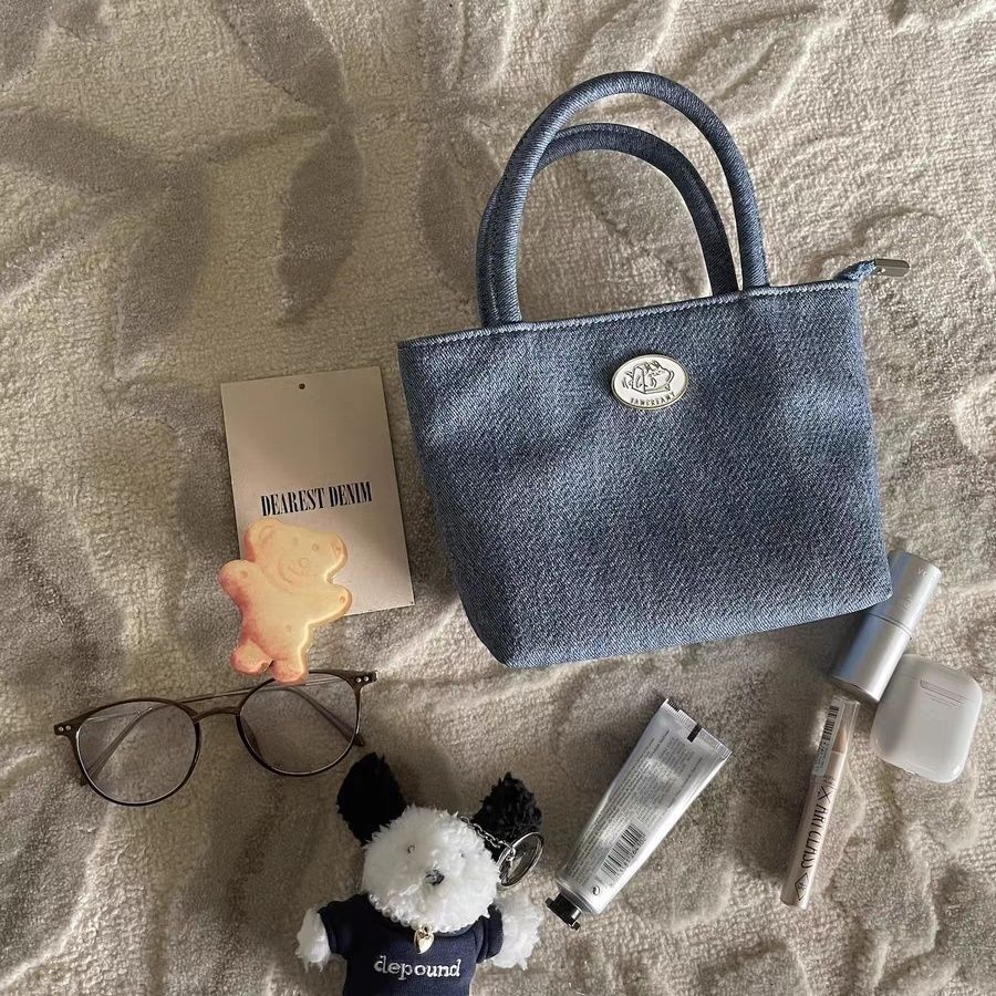 2025 autumn and winter Korean style new niche denim blue bag canvas bag, light luxury retro style shoulder bag, casual handbag, denim designer bag
