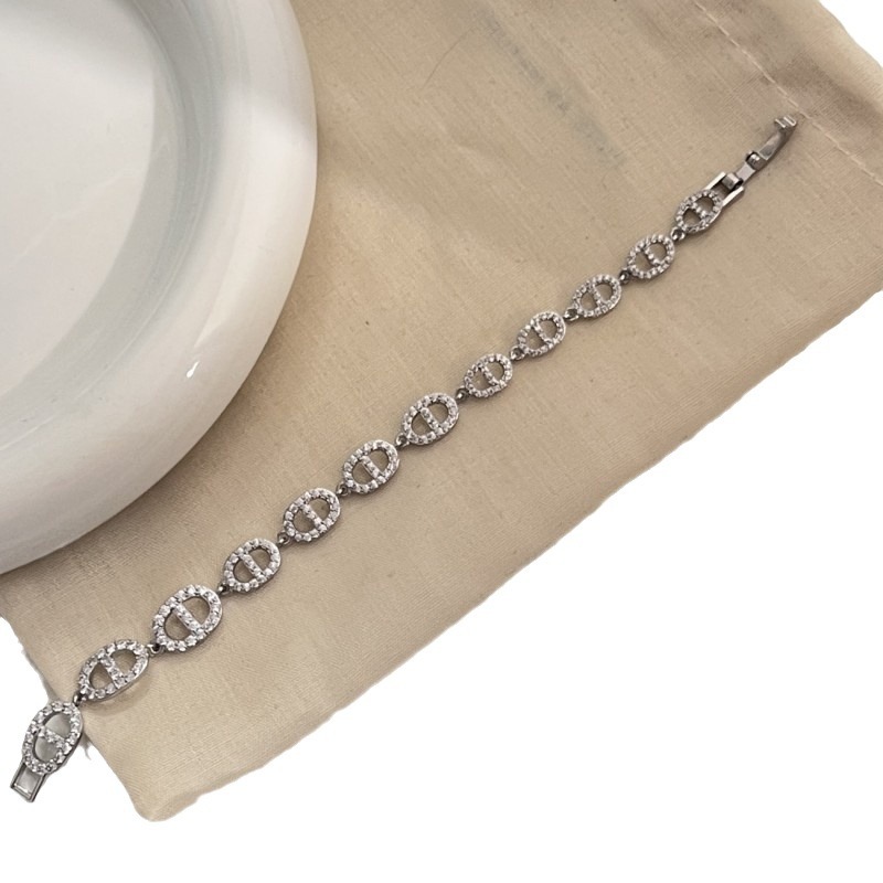 Full Dia Pig Nose Style French High-end Dia-studded Exquisite Folding Buckle Bracelet