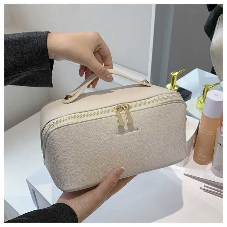 Hot Womens Makeup Box Waterproof Portable Cosmetic Storage Cases Simple Travel Toiletry Wash Handbags Multifunction Pillow Bag J250926