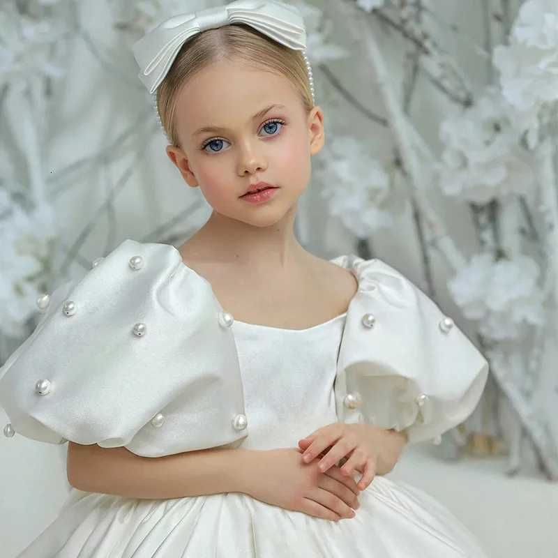 Kids Puffy Dress Pearl Decorated Girl Princess Dress Birthday Elegant Girls Party Dresses Childrens Solid Bridesmaid Costume Z250926