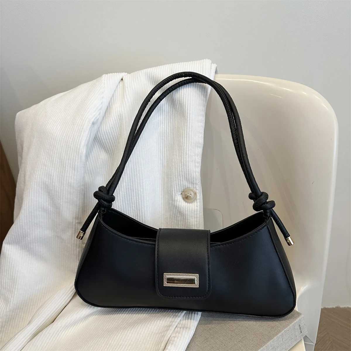 2025 French Style Underarm Bag Womens Minimalist Crossbody Purse Chic Shoulder Bag for Casual Elegant Outfits Z250926