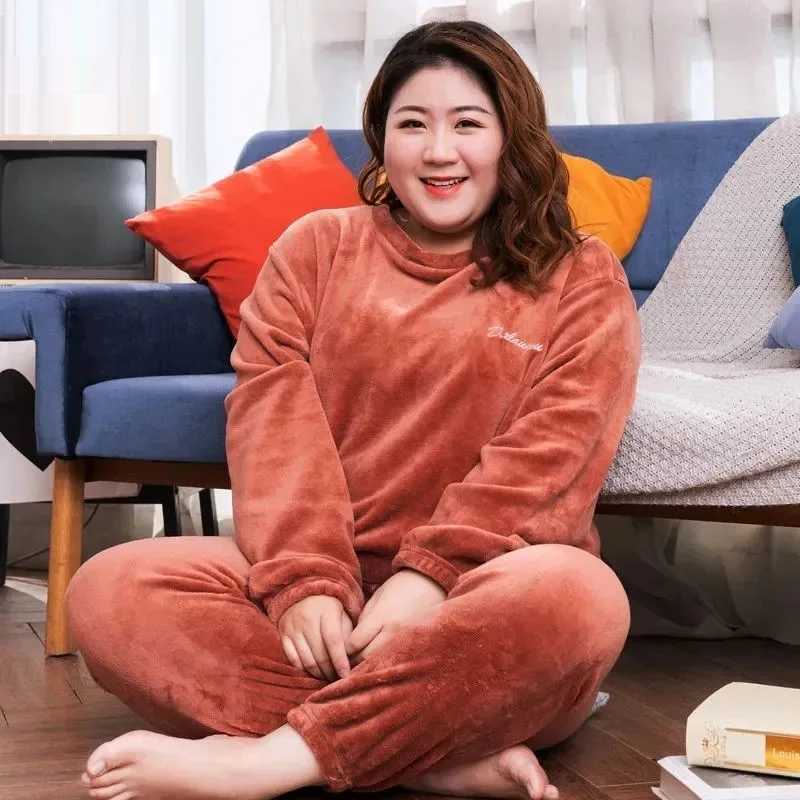 Plus Size 6XL Women 140kg Winter Warm Coral Fleece Pajamas Sets Long Sleeve Top Pants Suit Sleepwear Female Flannel Sleepwear Z250925