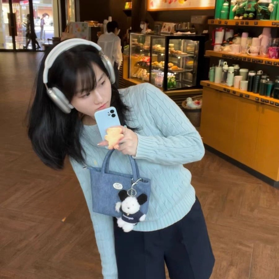 2025 autumn and winter Korean style new niche denim blue bag canvas bag, light luxury retro style shoulder bag, casual handbag, denim designer bag