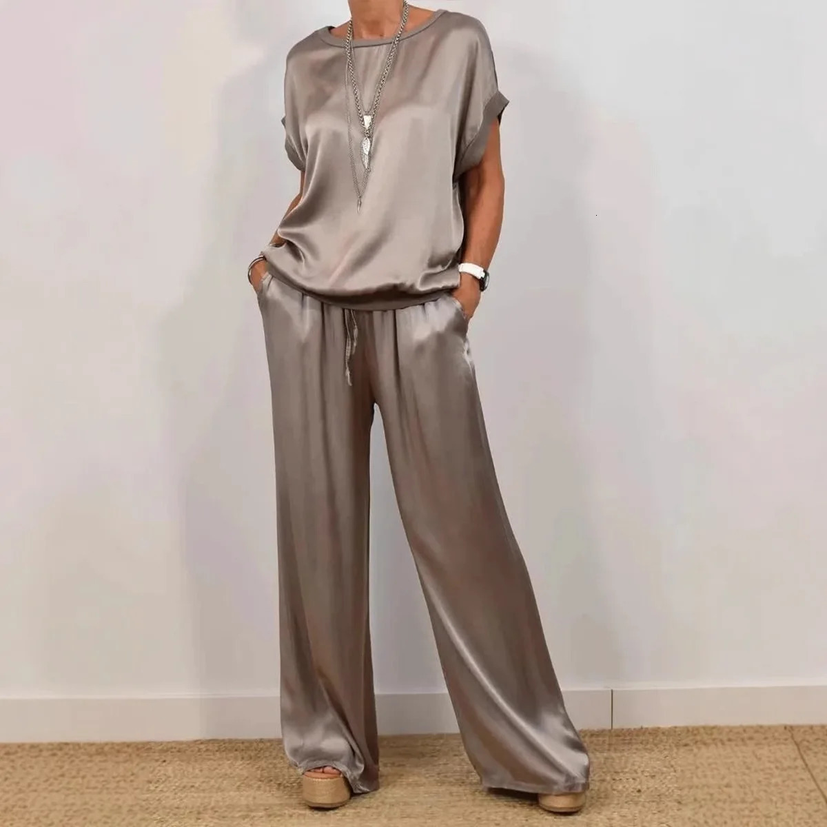 Casual Loose Satin T Shirt Pants Two Piece Set Fashion Oneck Short Sleeve Shirts Suit Spring Summer Wide Leg Pant Sets 250906