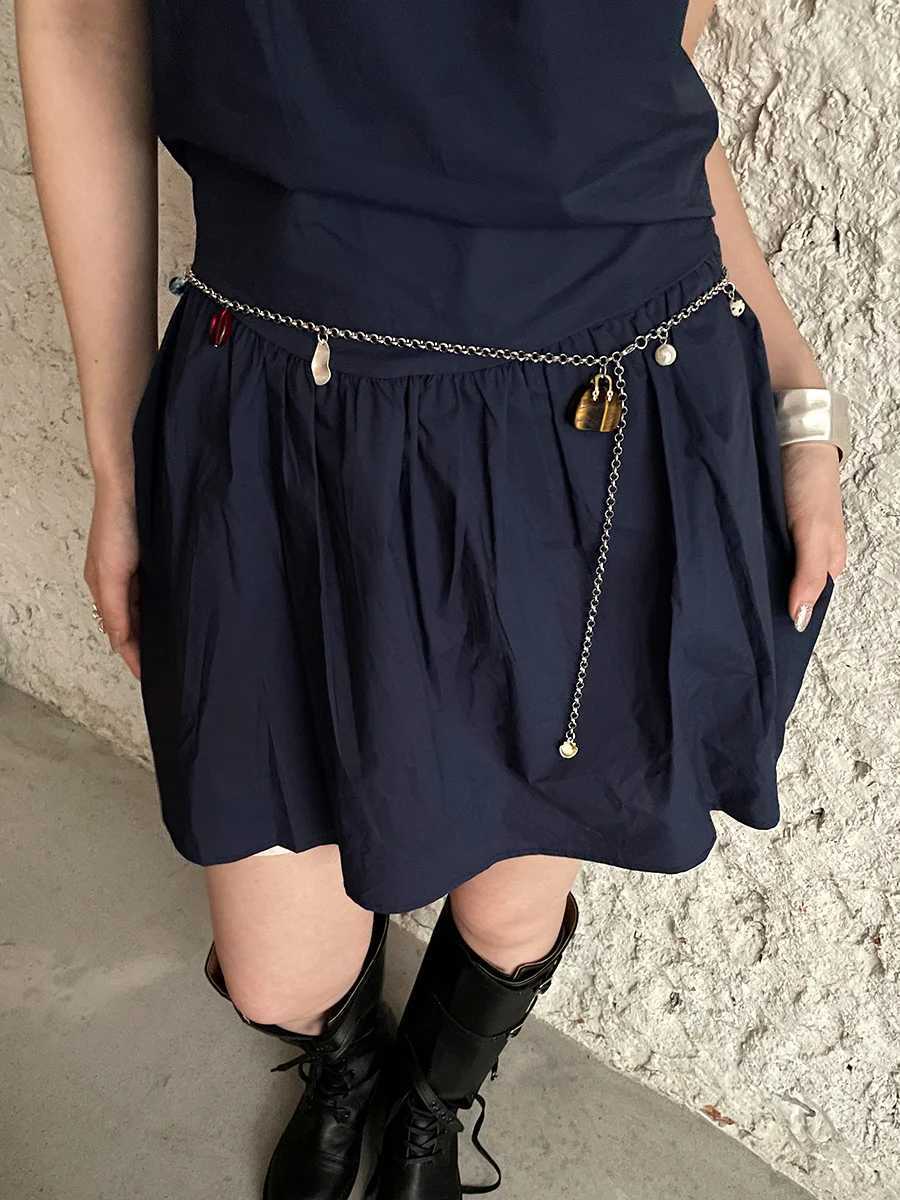 Design sense amber small bag pendant for women new holiday style pearl with dress small group shell versatile waist chain L250926