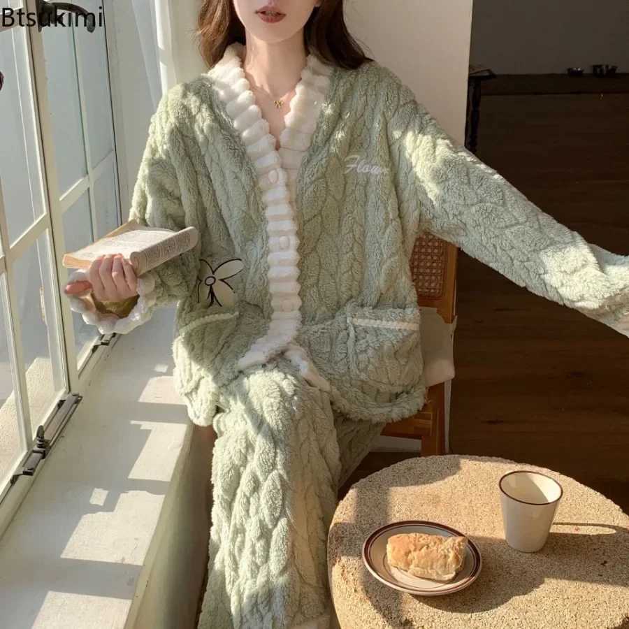 New 2025 Womens Coral Fleece Pajama Sets Autumn Winter Soft Padded Thickened Warm Homewear 2pcs Set Sweet Lounge Sleepwear Suit Z250925