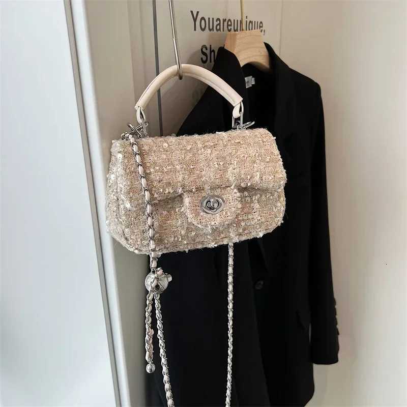 Womens Woolen Tweed Chain Crossbody Bags Autumn Winter New Sequin Small Square Handbags for Party Fashion Single Shoulder Bag Z250926