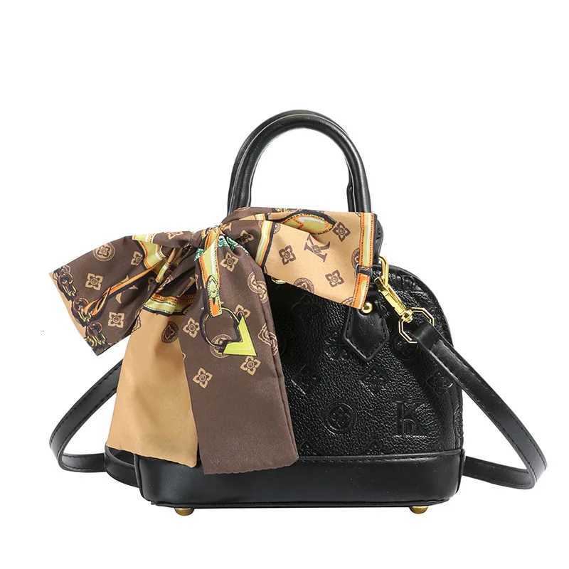 2025 New Shell Embossed Shoulder Bag Soft Leather Crossbody Purse for Women Elegant WrinkleFree Design Trendy Daily UseW250926