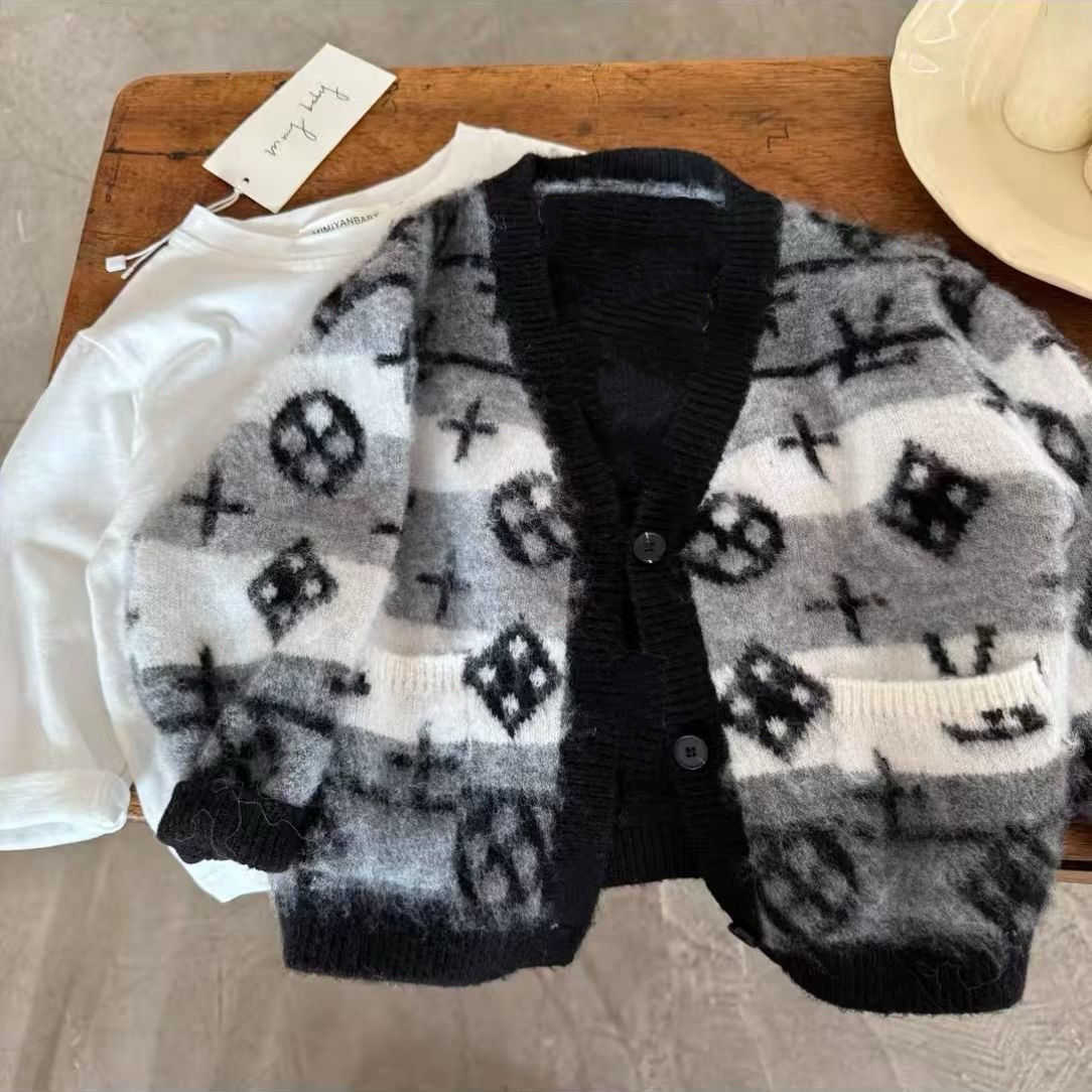 Luxury Kids Stylish Fur-Lined Coat Snuggly Boys Outerwear with Anti-Pill Feature