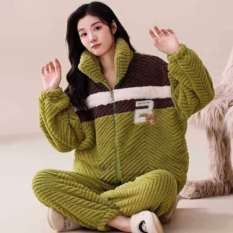 Thickened FleeceLined Womens Pajamas Winter Coral Velvet 2024 New Style Outerwear Flanelle Homewear Suit Z250925