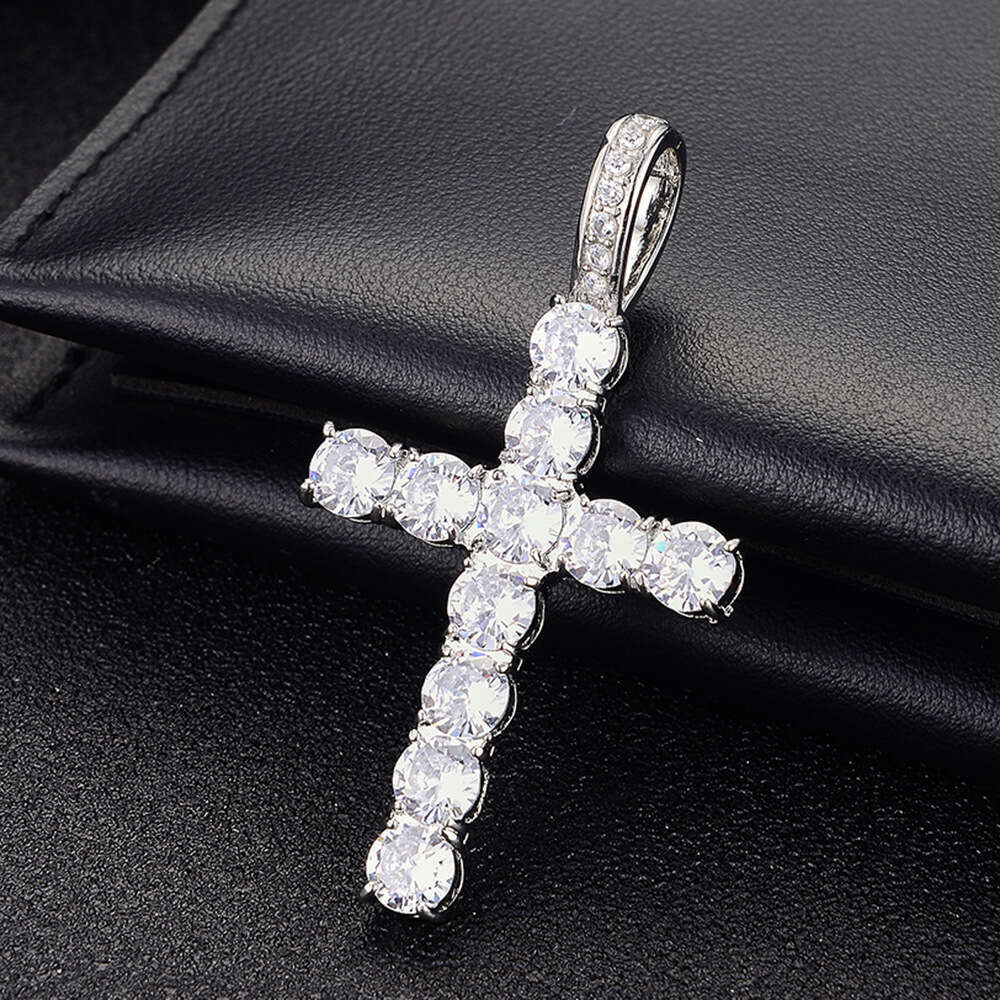 designer Necklace Zircon Cross Necklace for Women Jewelry Small Niche Design Pendant