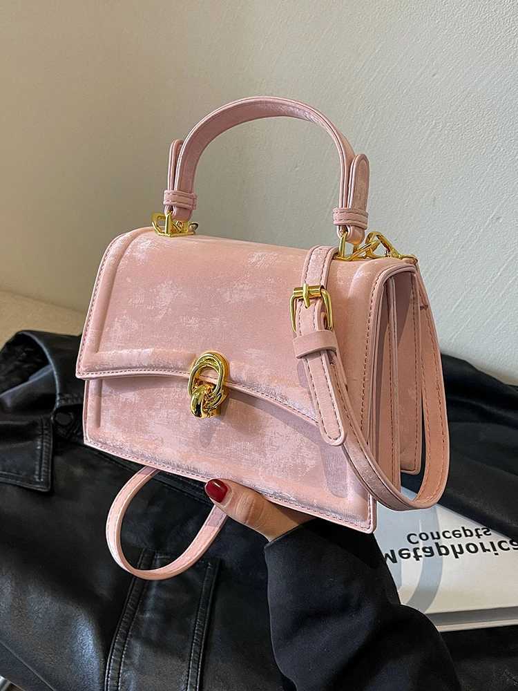 Korean Short Handle Small Handbags Women Fashion Pink Flap Trapeze Crossbody Bag 2024 New Lady Daily Work Armpit Bag Z250926