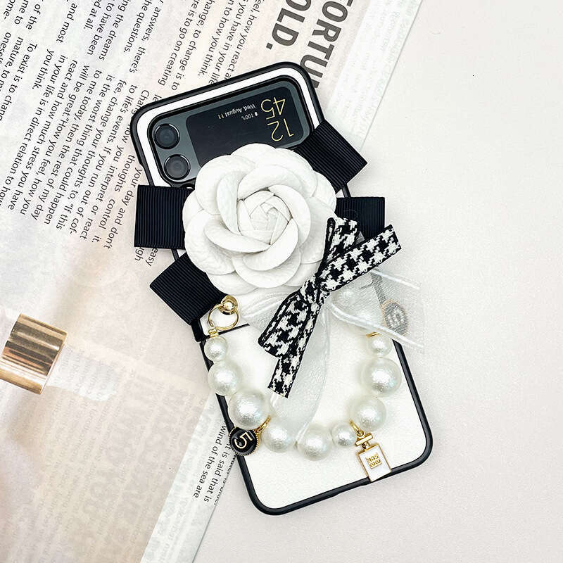 Compatible with Samsung 6 Women's Phone Case Ins Z Flip 5/4 Style High-End Foldable Screen Cover