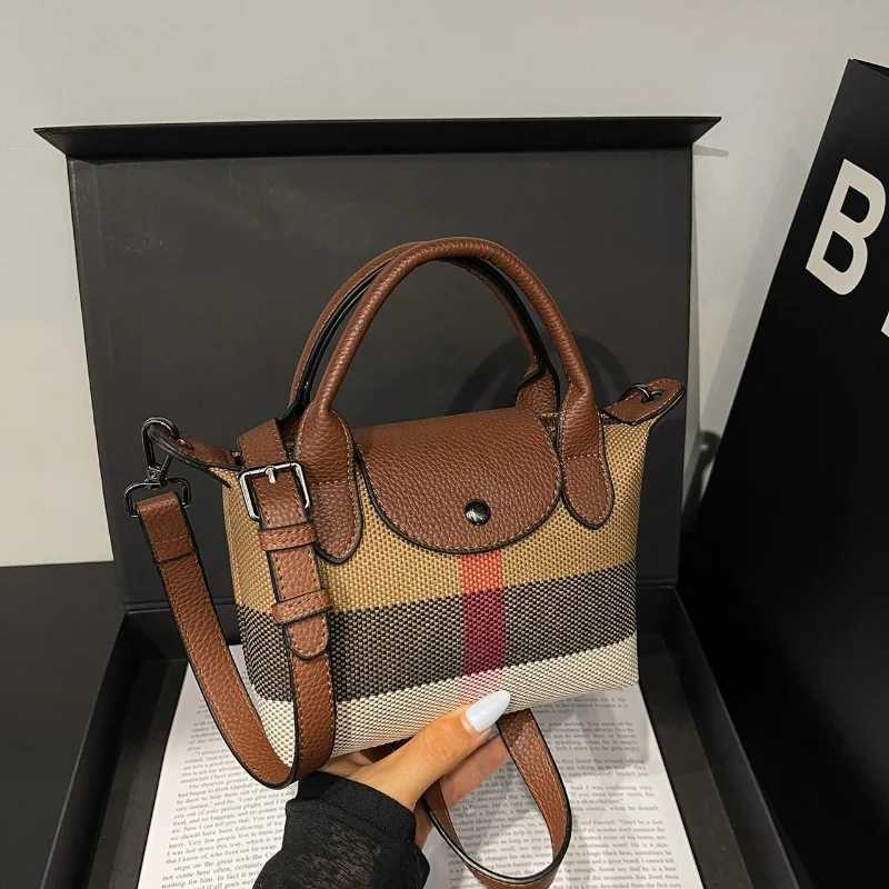 Minimalist Vintage Crossbody Bag With Solid Color And Trendy Letter For Women HighEnd FashionW250926