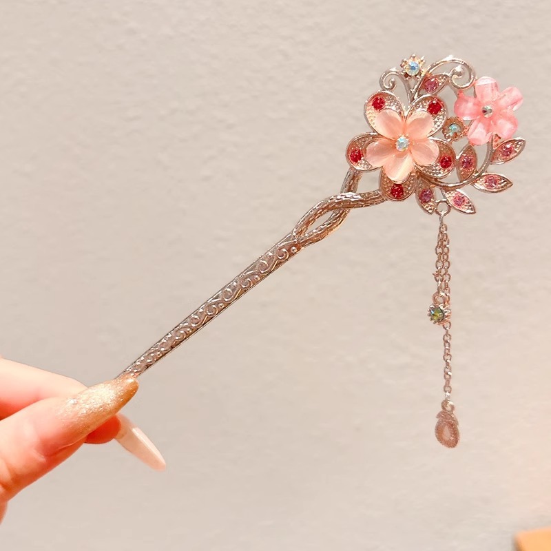 Elegant Chinese Style Hair Accessory Romantic Enameled Flower Tassel Hair Clip Alloy Jewelry Hairpin For Women Fashion Hairpin