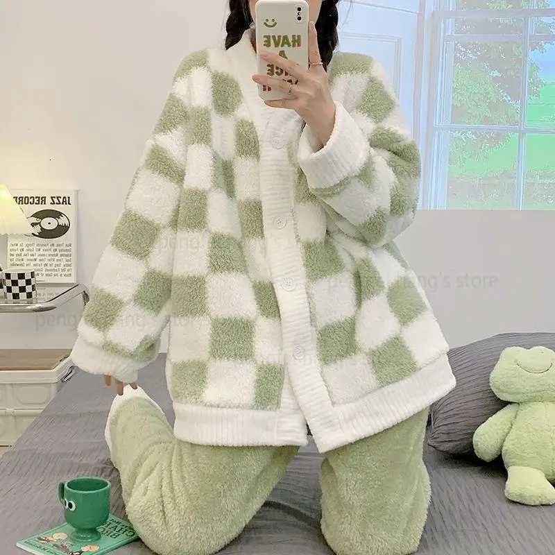 Checkered Velvet Padded Simple Sleepwear Winter Womens Pajamas French Style Home Clothes Set Warm Pijama Can Be Worn Outside Z250925