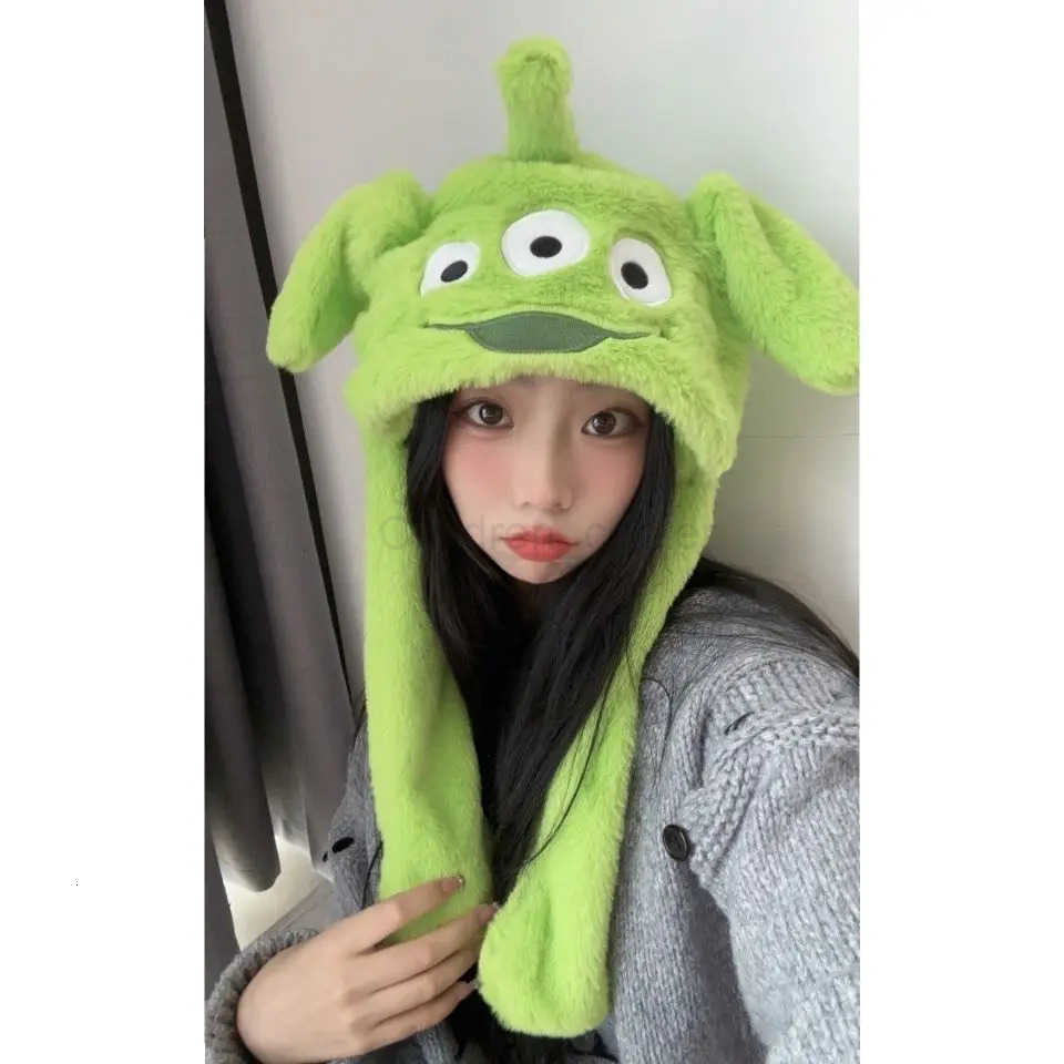 Disney Anime Toy Story Alien Cartoon Hat Scarf Ears Moving Love Garments Hat Birthday Gift H250926