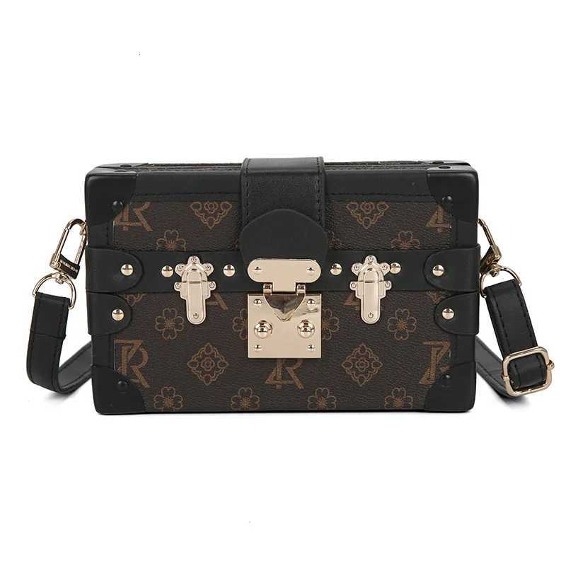 2024 New Shoulder Bag Box Bag Fashion Retro Small Box Crossbody BagW250926